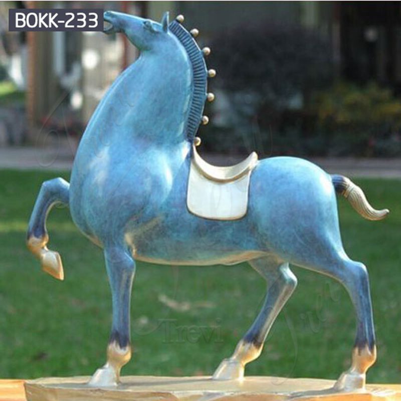 bronze horse statues